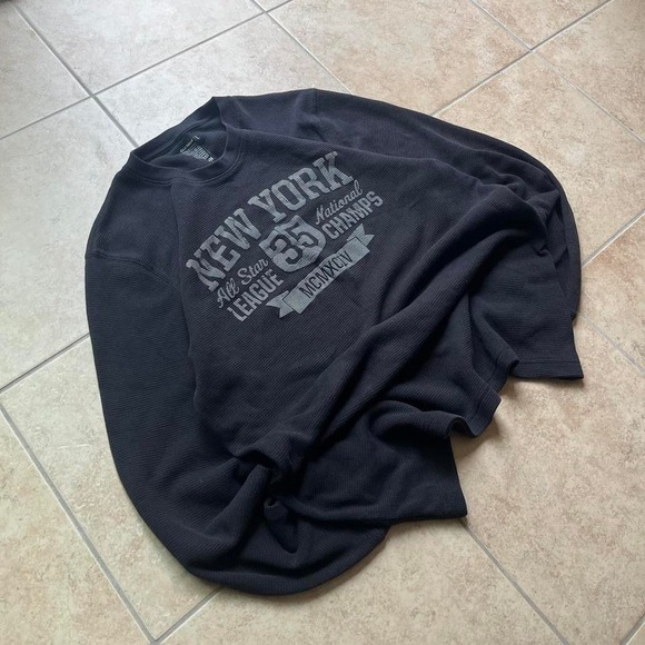 Old Navy Other - SICKKK black Y2K style old navy thermal long sleeve!